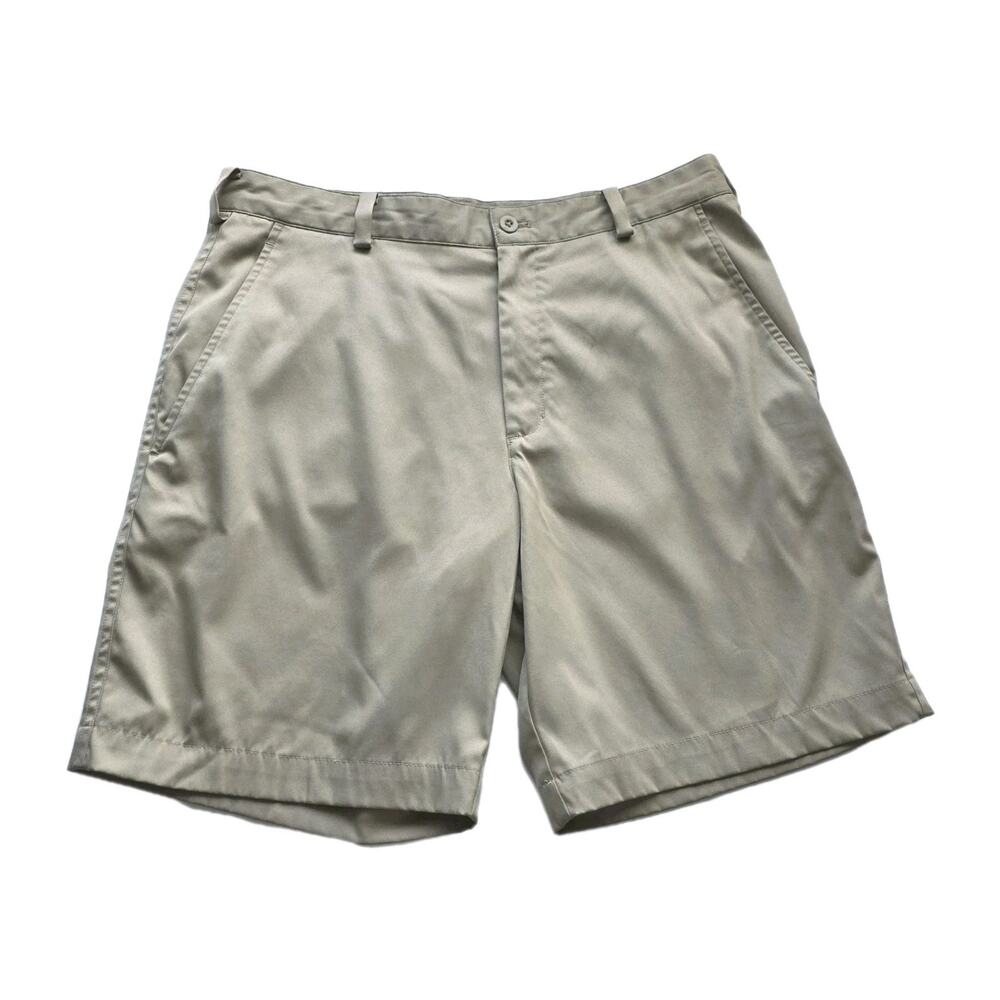 Nike Golf Fit Dry Beige Shorts Mens Size 32 waist 8.5 Inseam Athletic